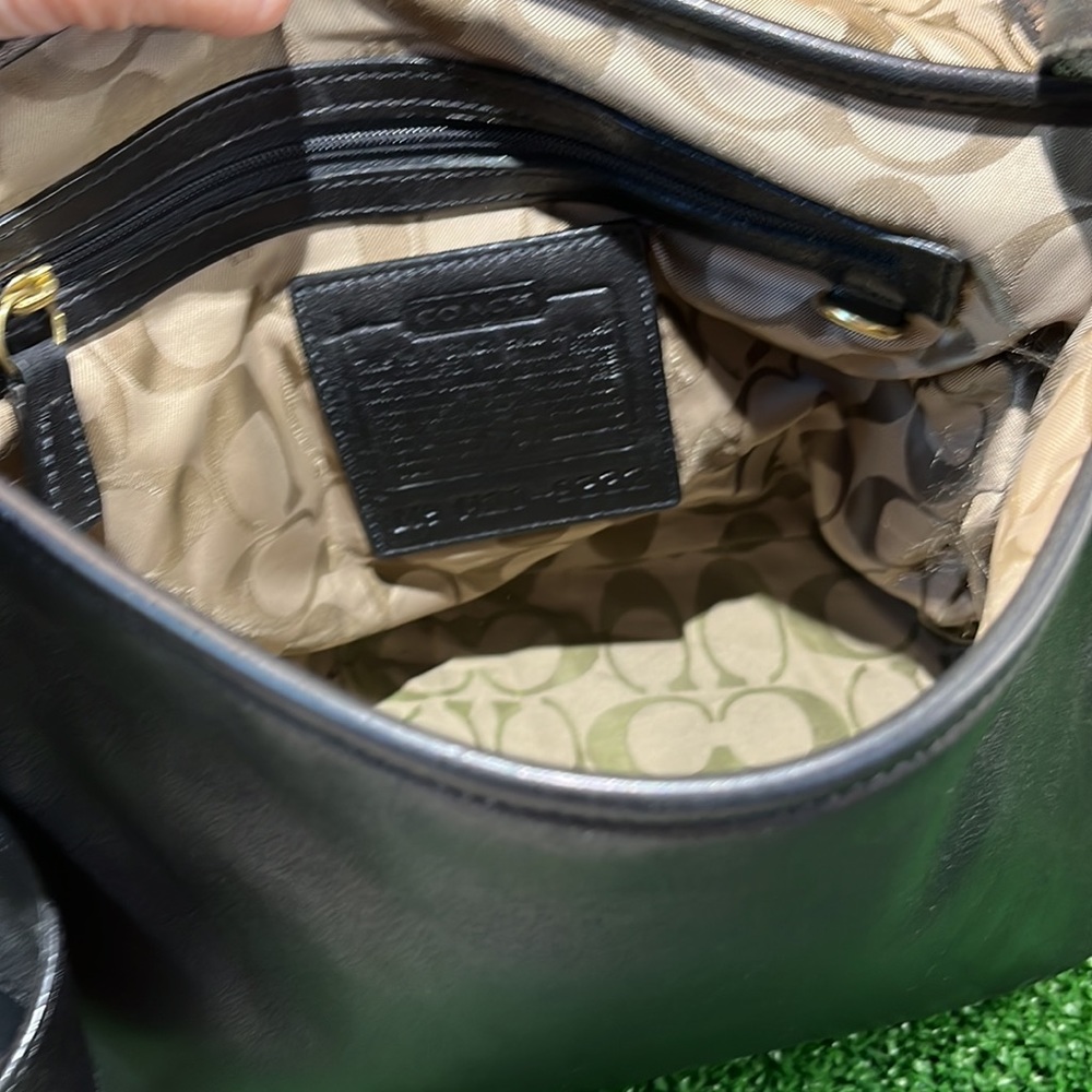 COACH VINTAGE BLACK LEATHER FLAP CROSSBODY SHOULDER BAG - Picture 7 of 10